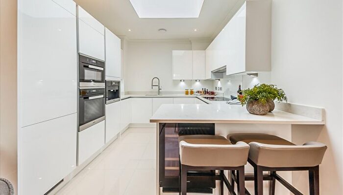 2 Bedroom Flat To Rent In Rainville Road, London, W6