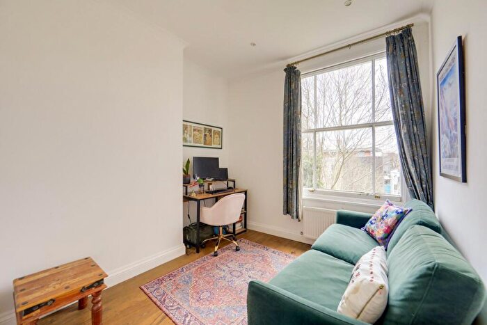 2 Bedroom Flat For Sale In Manor Park, Hither Green, London, SE13