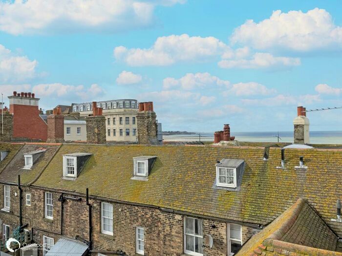 1 Bedroom Flat For Sale In Old Town, Margate, CT9