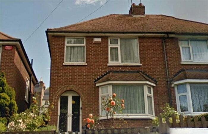 3 Bedroom Semi-Detached House To Rent In Vale Square, Ramsgate, CT11