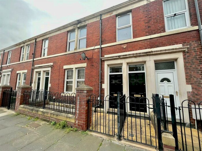 2 Bedroom Flat To Rent In Saltwell Road, Gateshead, NE8