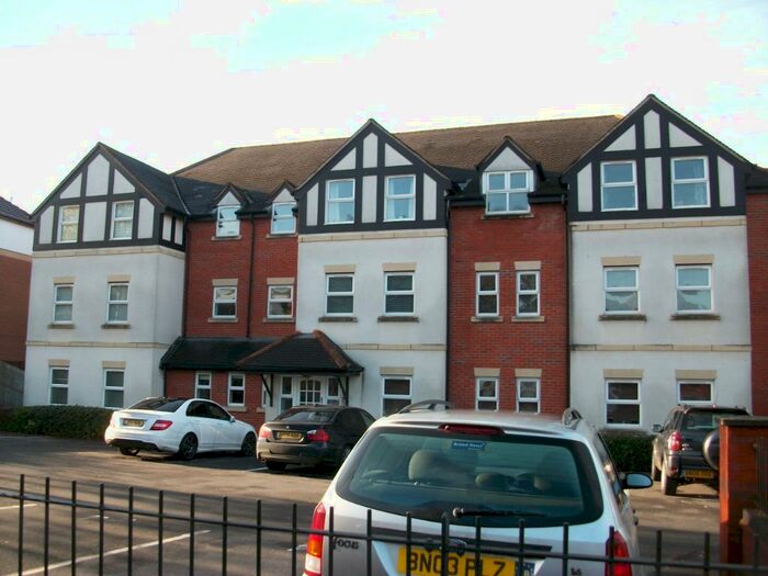 1 Bedroom Flat To Rent In Tudor Way, Sutton Coldfield, B72