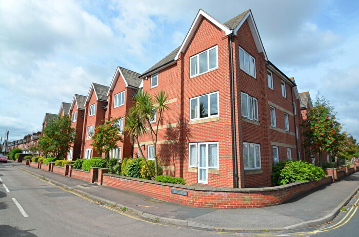 2 Bedroom Flat For Sale In Homeorr House, Felix Road, Felixstowe, IP11