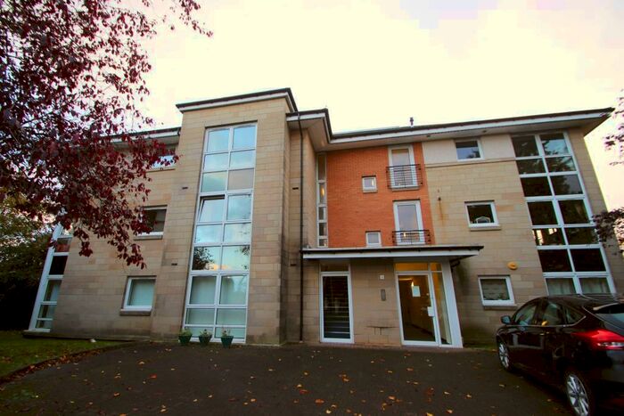 2 Bedroom Apartment To Rent In Broompark Circus, Dennistoun, G31