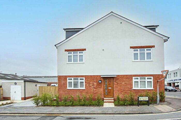 1 Bedroom Flat To Rent In Wimborne Road, Moordown, BH9