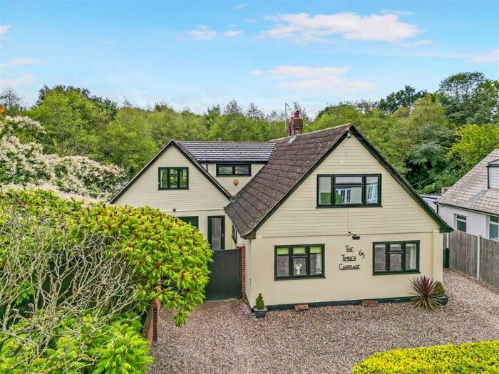 5 Bedroom Detached House For Sale In Billericay Road, Herongate, Brentwood, CM13