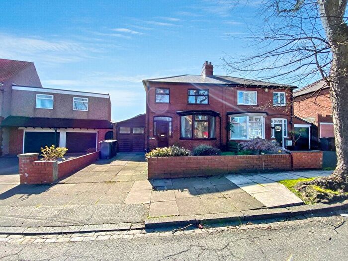 3 Bedroom Semi Detached House For Sale In Melbourne Crescent, Whitley Bay, NE25