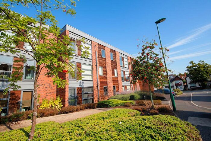 2 Bedroom Flat To Rent In Watermark Close, Carrington, NG5
