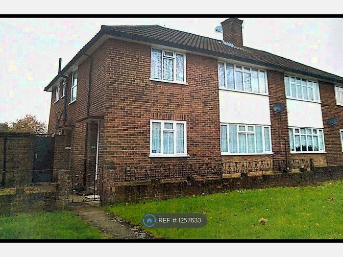 2 Bedroom Maisonette To Rent In Kenton Lane, Harrow HA3