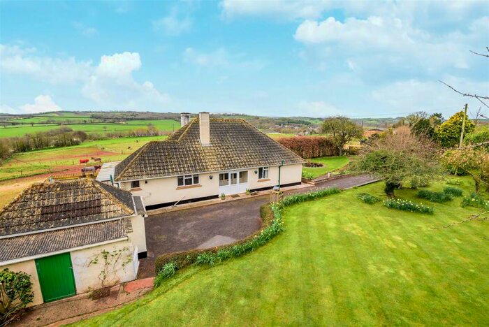 3 Bedroom Bungalow For Sale In Yeoford, Crediton, EX17