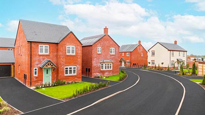 3 Bedroom Detached House For Sale In Waterfield Drive, Cromwell Lane, Coventry, CV4