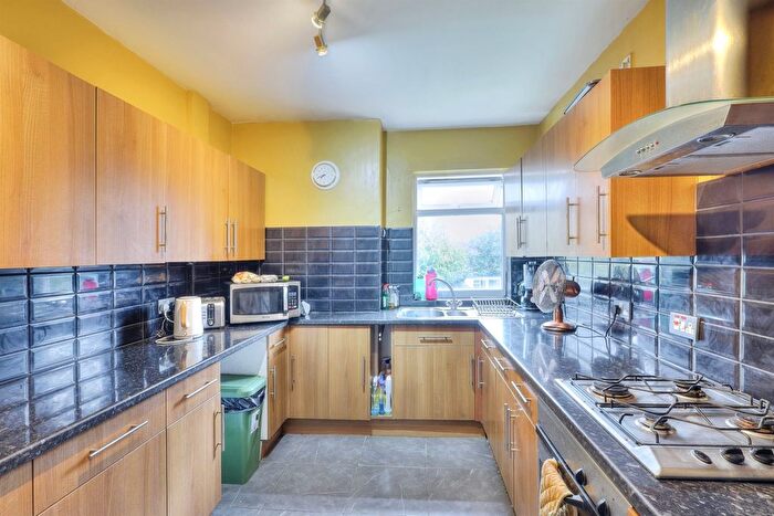 2 Bedroom Terraced House For Sale In Balmoral Road, Northampton, NN2