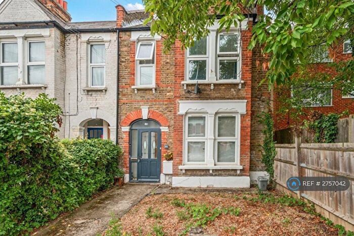 2 Bedroom Flat To Rent In Elsinore Road, Forest Hill, SE23