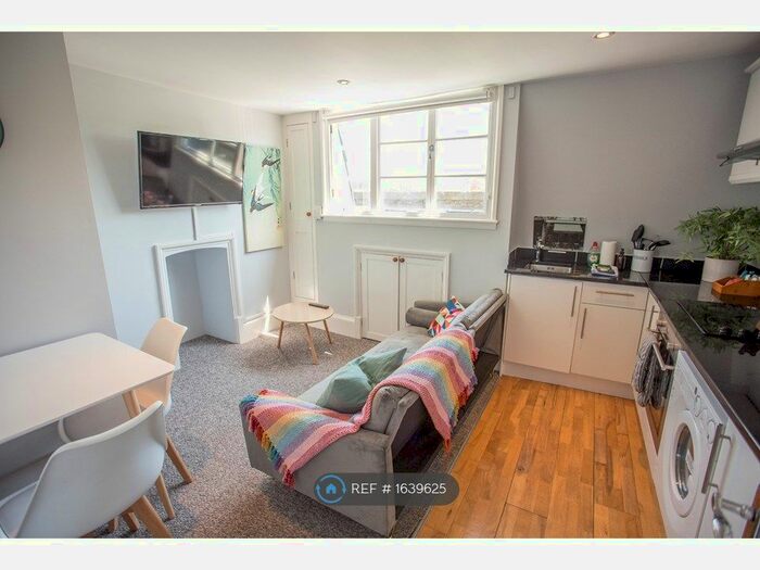 1 Bedroom Flat To Rent In London Place, Oxford, OX4