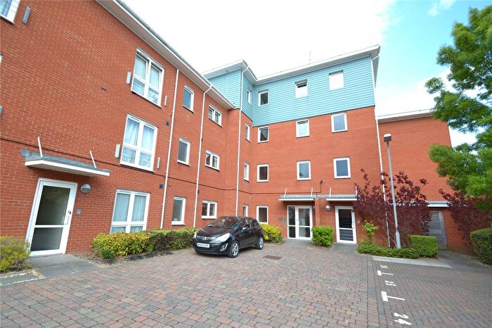 2 Bedroom Flat To Rent In Wells Court, Medhurst Drive, Bromley, BR1