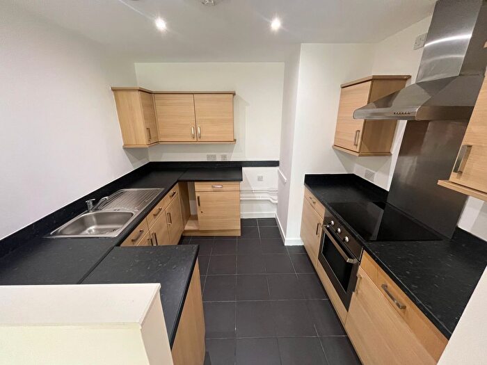 3 Bedroom Flat To Rent In St Stephen Street, Salford, M3