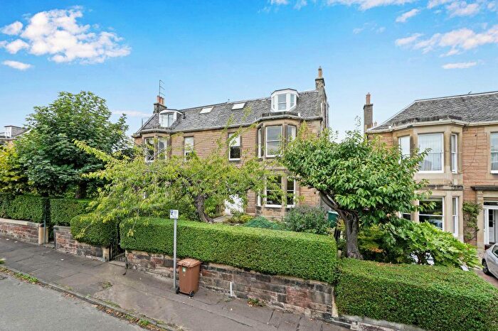 2 Bedroom Flat For Sale In C, Lygon Road, Newington, Edinburgh, EH16