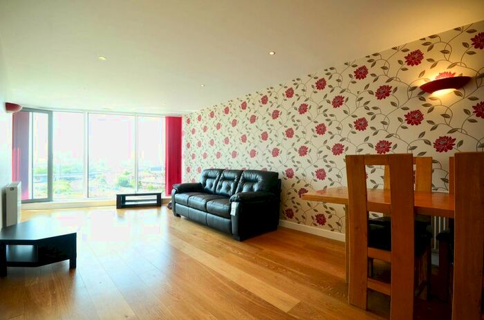 1 Bedroom Flat To Rent In Seagull Lane, Royal Docks, London, E16