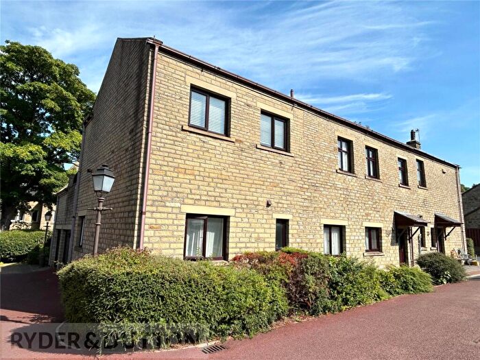 3 Bedroom Terraced House To Rent In Hall Lee Fold, Lindley, Huddersfield, West Yorkshire, HD3