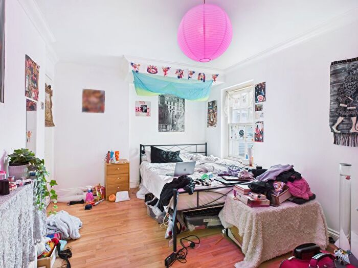 1 Bedroom Flat To Rent In Upper Gardner Street, Brighton, BN1