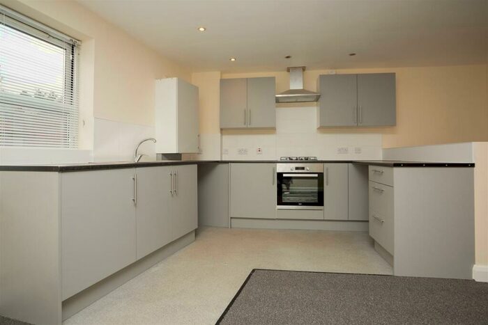 2 Bedroom Flat To Rent In Eesona House, Nottingham, NG3