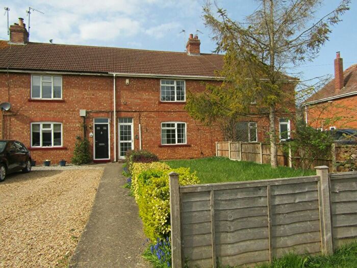 3 Bedroom Terraced House To Rent In Main Street, PE6