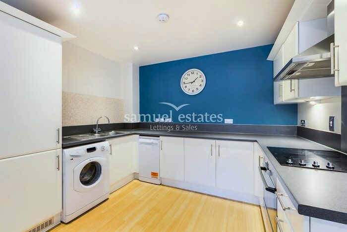 1 Bedroom Flat To Rent In Vista House, Colliers Wood, SW19