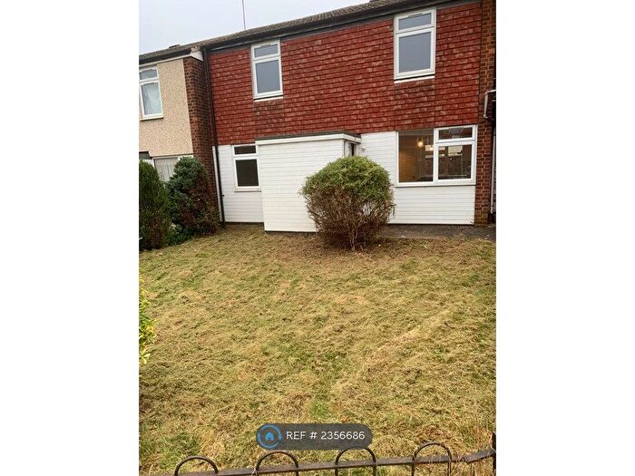 3 Bedroom Terraced House To Rent In Thorntons Way, Nuneaton, CV10