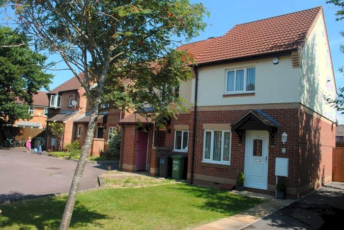 2 Bedroom Semi-Detached House To Rent In Fern Grove, Bradley Stoke, Bristol, BS32