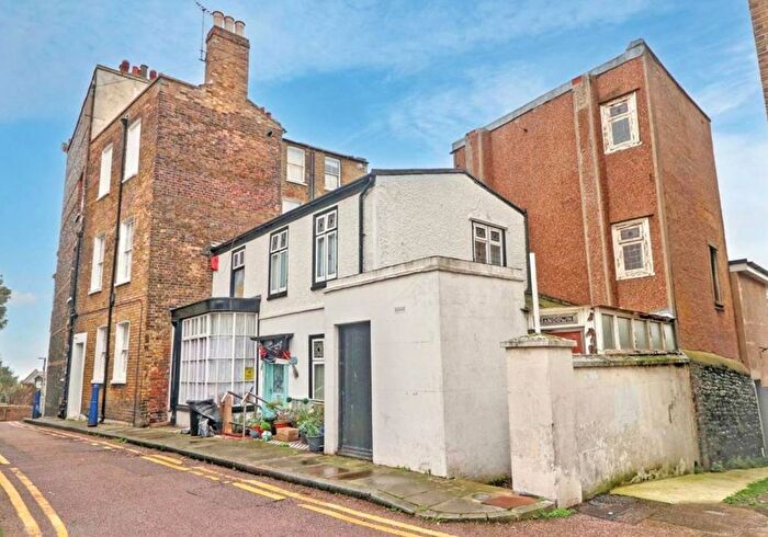 3 Bedroom Terraced House For Sale In Abbots Hill, Ramsgate, Kent, CT11