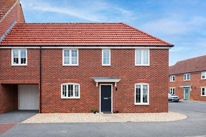 4 Bedroom Semi Detached House For Sale In Hosey Road, Sturminster Newton, DT10