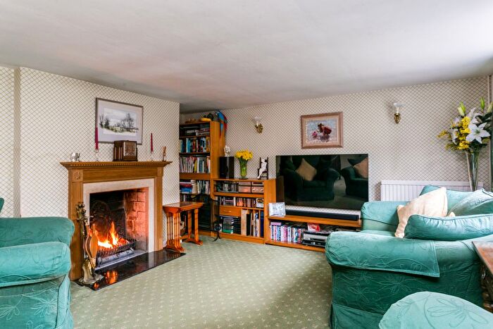 3 Bedroom End Of Terrace House For Sale In Hambleden, Hambleden, RG9