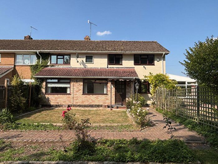 3 Bedroom End Of Terrace House For Sale In Doves Meadow, Broadchalke, SP5