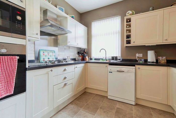 2 Bedroom Semi-Detached Bungalow For Sale In Enfield Road, Baildon, Shipley, BD17