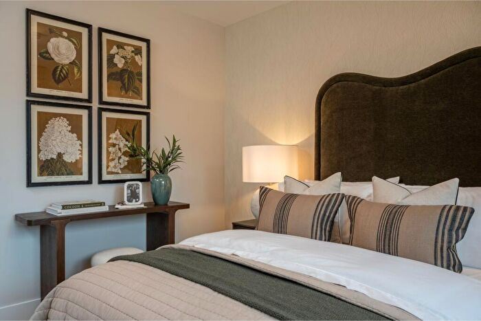 2 Bedroom Apartment For Sale In Colindale Gardens, Colindale Avenue, London, NW9