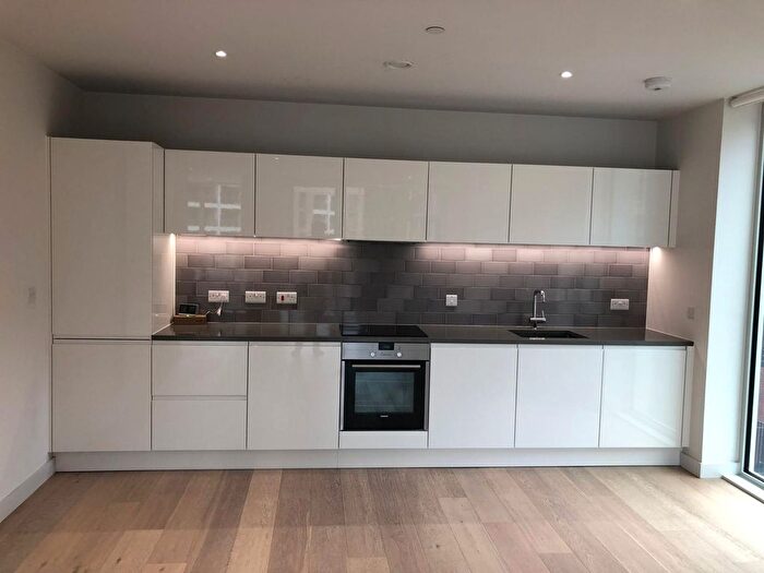 1 Bedroom Flat To Rent In Royal Crest Avenue, London, E16