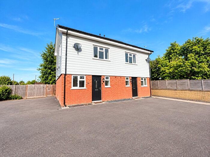 3 Bedroom Semi Detached House To Rent In Kentish Mews, Ditton, Aylesford, Kent, ME20