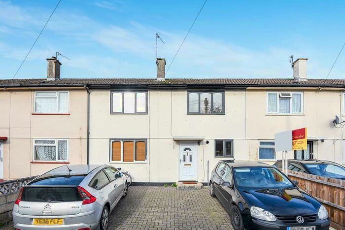 5 Bedroom Terraced House To Rent In Massey Close, Hmo Ready Sharers, OX3