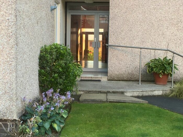 3 Bedroom Flat To Rent In Castlebay Court, Largs, North Ayrshire, KA30