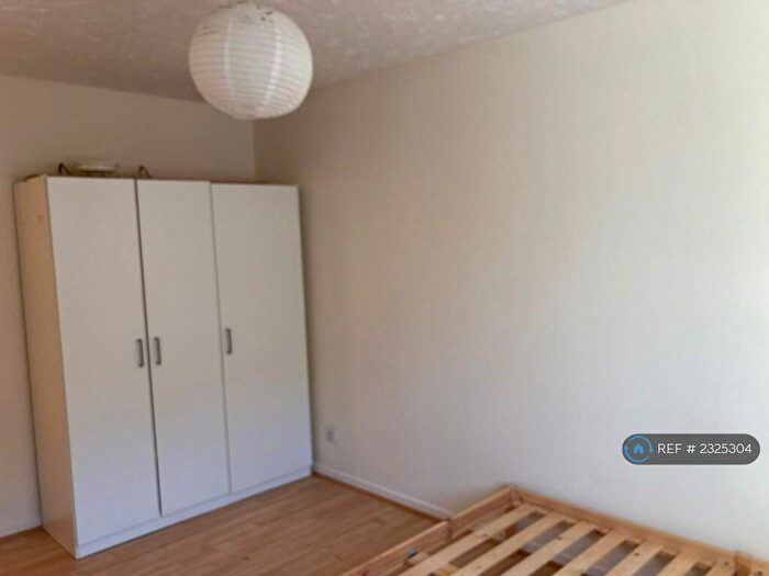 1 Bedroom Flat To Rent In Creighton Road, London, N17