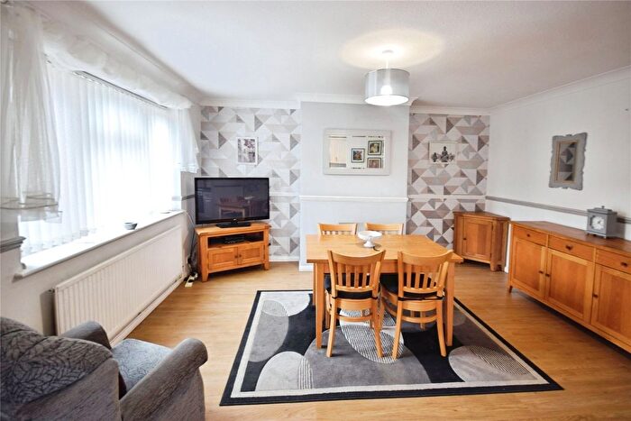 3 Bedroom Semi-Detached House For Sale In Clumber Street, Kirkby-In-Ashfield, Nottingham, Nottinghamshire, NG17