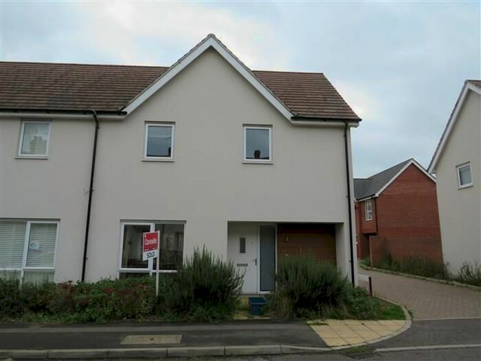 2 Bedroom Property To Rent In Western Road, Bletchley, Milton Keynes, MK2