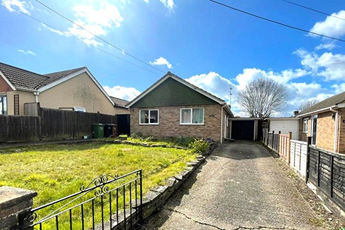 3 Bedroom Bungalow For Sale In Star Lane, Ash, Surrey, GU12