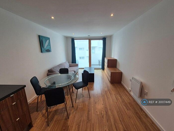 1 Bedroom Flat To Rent In Schrier Ropeworks, Barking, IG11