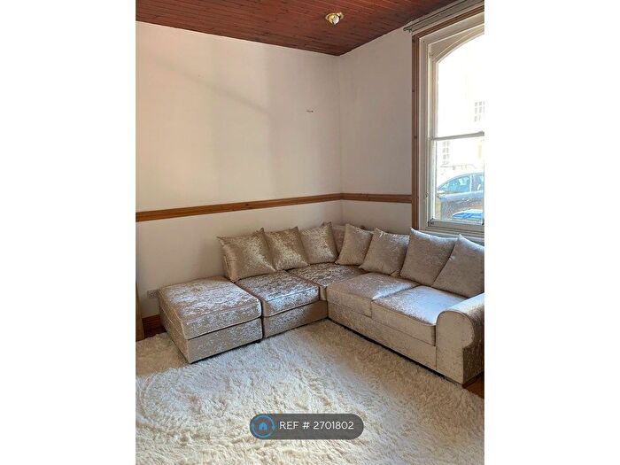 4 Bedroom Terraced House To Rent In Southampton, Southampton, SO14