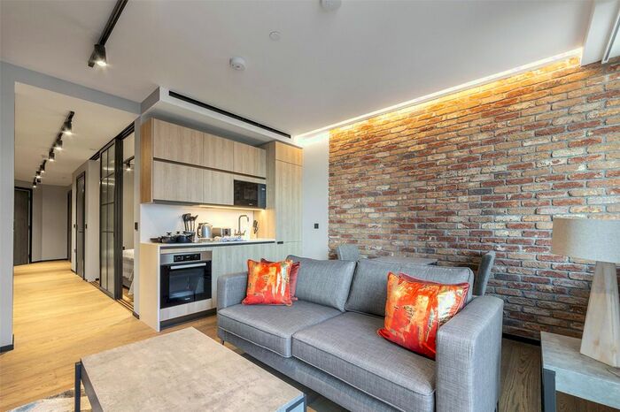 Studio To Rent In Hewett Street, London, EC2A