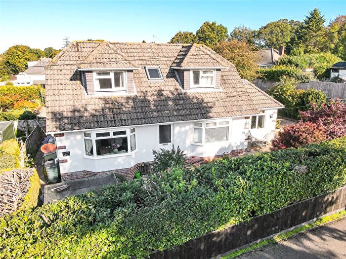 4 Bedroom Detached House For Sale In Hilton Road, New Milton, Hampshire, BH25