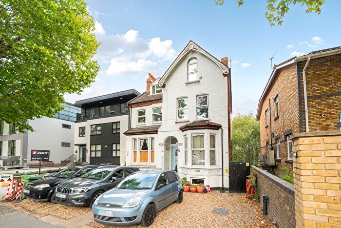 2 Bedroom Flat For Sale In Baring Road, London, SE12
