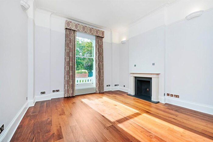 Flat To Rent In The Boltons, Chelsea, SW10