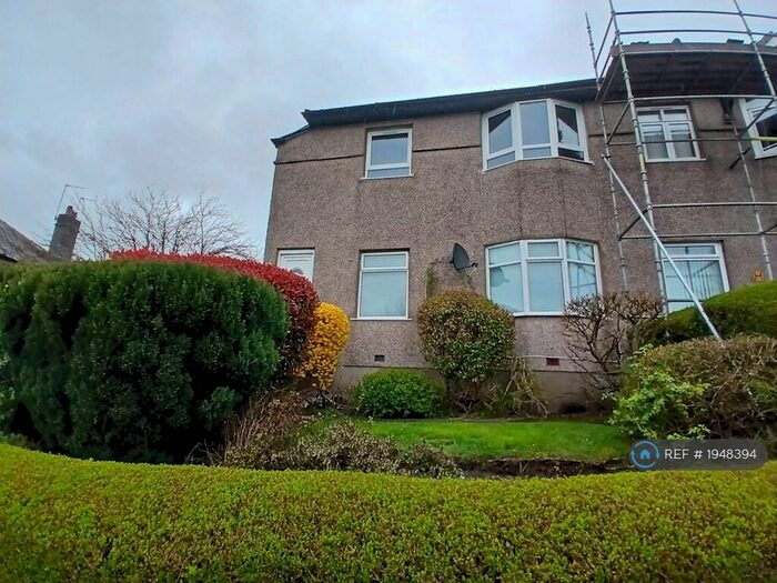 3 Bedroom Flat To Rent In Gifford Drive, Glasgow, G52